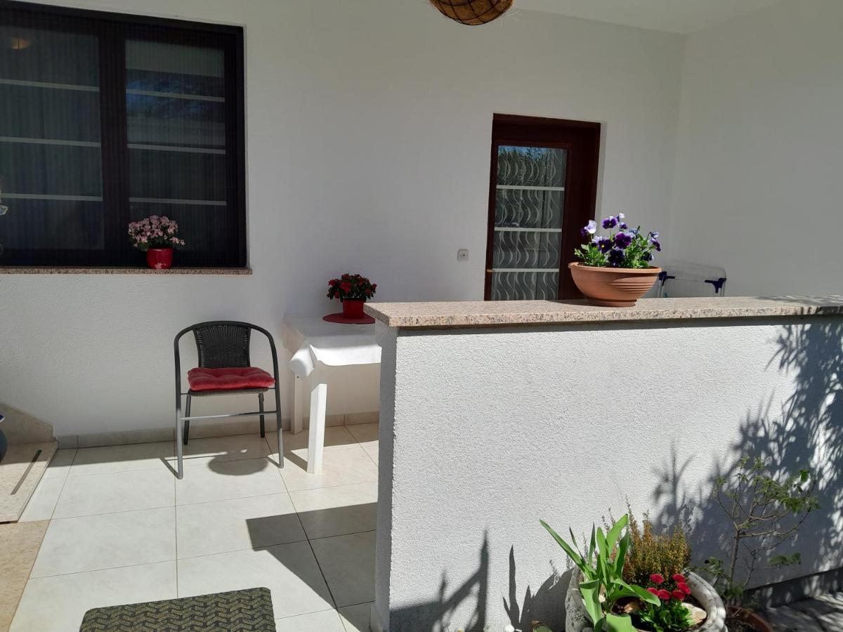 Apartments Ivicek Porec Bagian luar foto